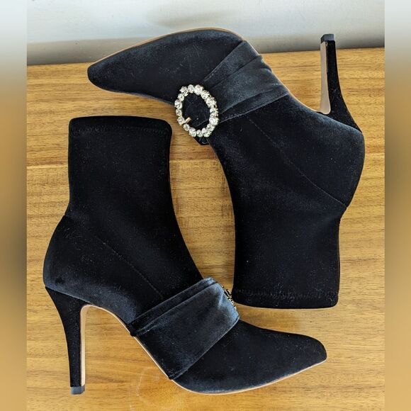 Raye Jeweled Whimsigoth Witchy Feminine Dark Academia Edgy Chic Velvet Boots 7 ½ - Picture 9 of 13
